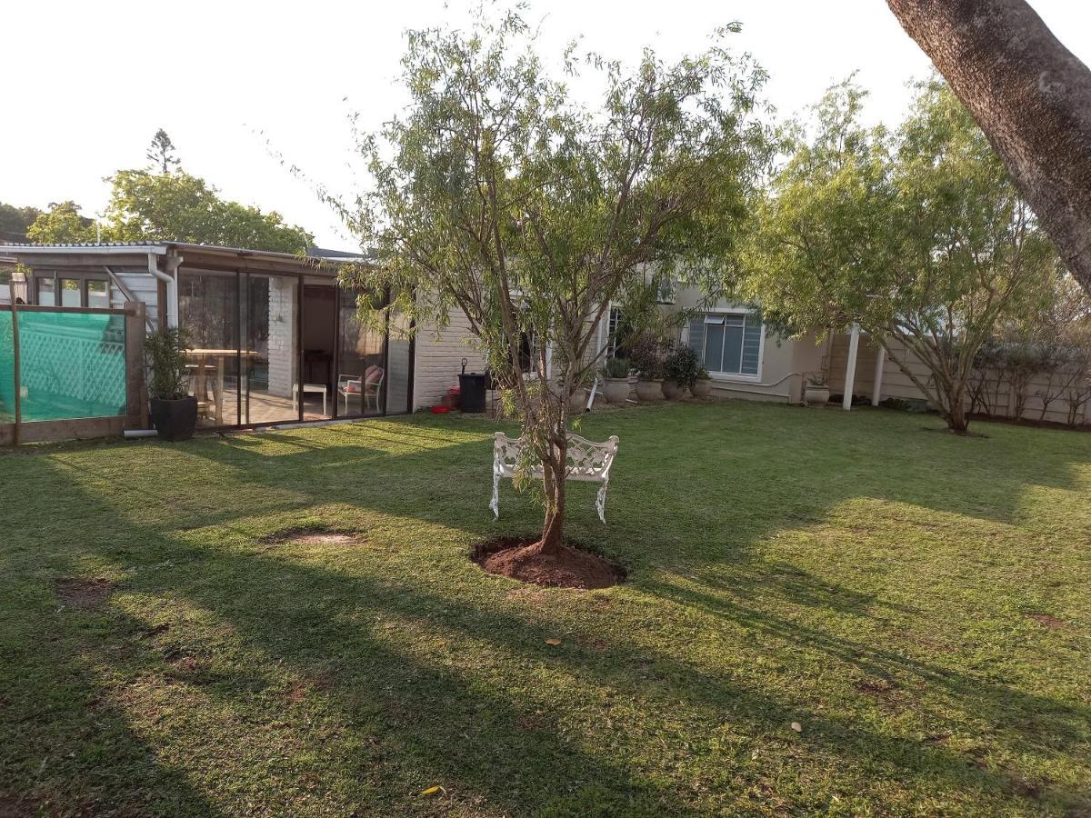 Spacious Garden Unit On Fordyce Port Elizabeth Dış mekan fotoğraf